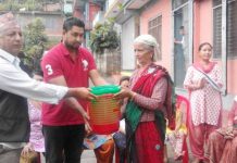 फोहोर व्यवस्थापनको लागि बाल्टी वितरण