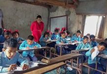 दुई मात्रै कोठामा पाँच कक्षासम्म पढाइ