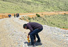 ढोरपाटन–निसेलढोर सडक स्तरोन्नति
